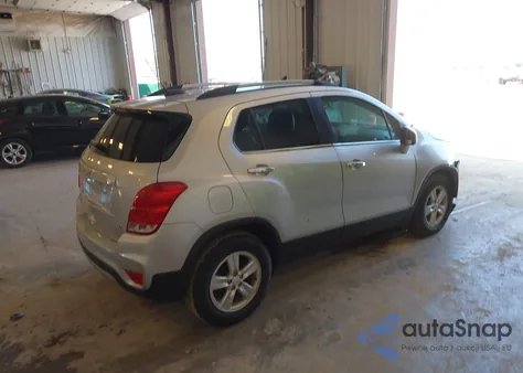 2020 Chevrolet Trax Fwd Lt z USA, uszkodzony, nr VIN KL7CJLSB3LB027497